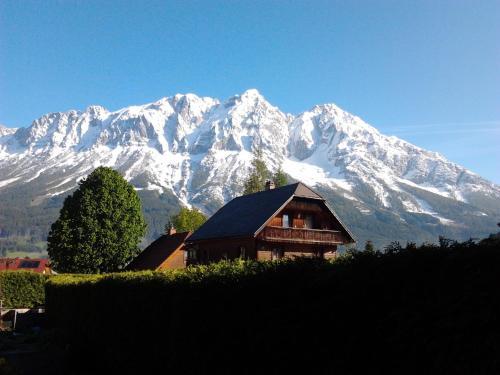 Hostal Pension Tilly