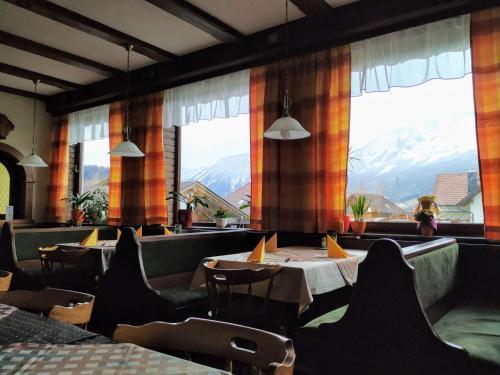 Hostal Pension Tilly