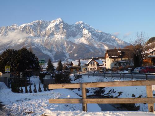 Hostal Pension Tilly
