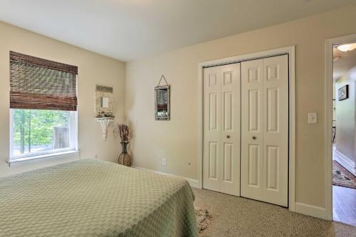 Spacious Lackawaxen Retreat With Shared Pool!