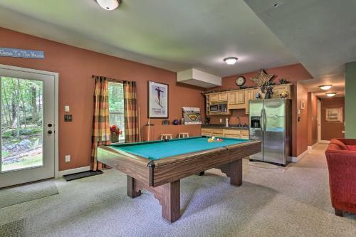 Spacious Lackawaxen Retreat With Shared Pool!