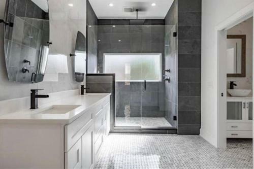 Key To The City - Luxe Villa