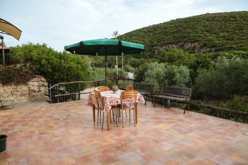 Hostal Ristoro Calalunga A 200 M Dalla Spiaggia