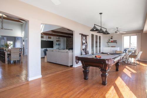 Lighthouse By Avantstay Beachfront View Home W Pool Table & Ping Pong