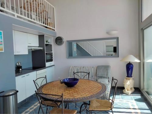 Apartamento Studio Les Sables-d'olonne, 2 Pi�ces, 4 Personnes - Fr-1-331-219