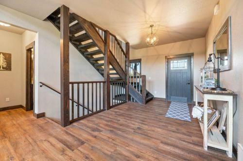 Sunrise Pines- Executive Suites & Private Baths