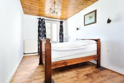 Paris Home Stay