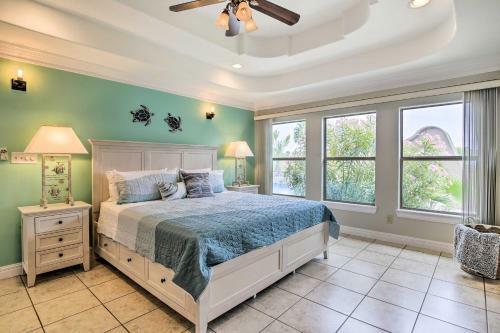 Updated Laguna Vista Home And Golf Course Views