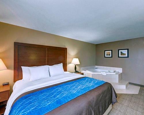 Hotel Deluxe Inn Plano