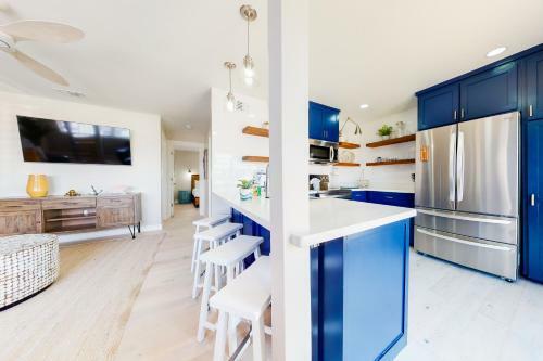 Harbor Island Beach House #1428