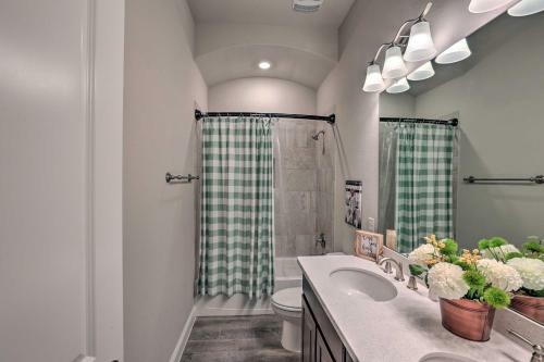 Aledo Home With Covered Patio And Spacious Yard!