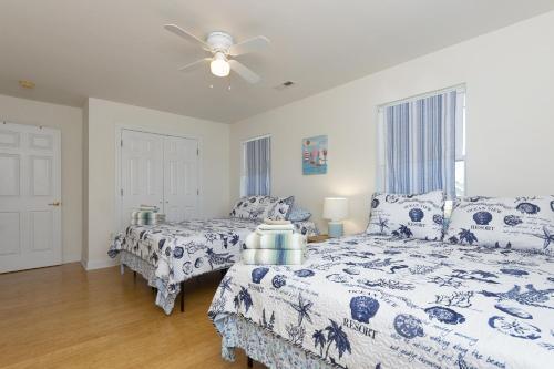 Harbor Delight On The Bay - Private Sandy Beach! Home