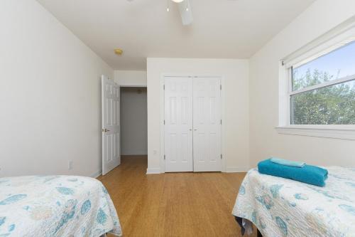 Harbor Delight On The Bay - Private Sandy Beach! Home