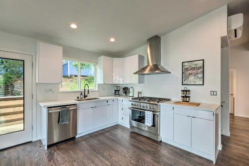 Elegant Seattle Escape Less Than 2 Mi To Space Needle