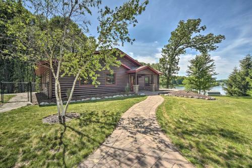 Unique 3-building Home With Gorgeous Lake Views