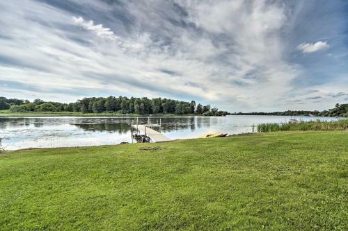 Unique 3-building Home With Gorgeous Lake Views