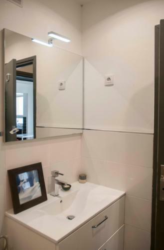 Apartamento Canal Pantin Bright And Functional Studio
