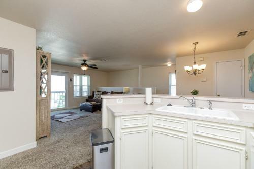 Beach Country Cottage Clv13k By Padre Escapes