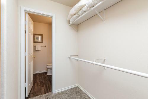 Beach Country Cottage Clv13k By Padre Escapes