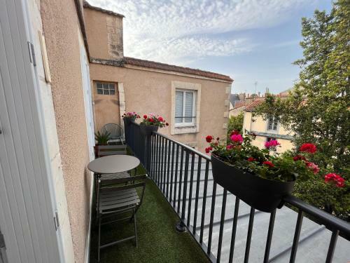 Apartamento ? Bel Appartement - Centre Historique De Poitiers