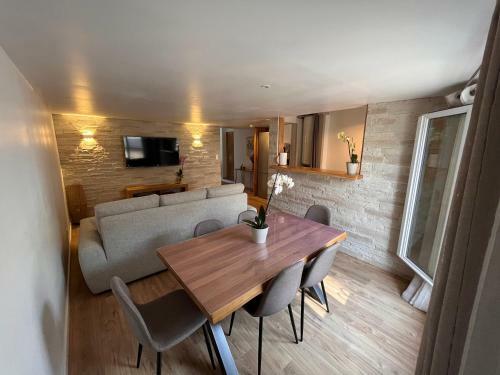 Apartamento ? Bel Appartement - Centre Historique De Poitiers
