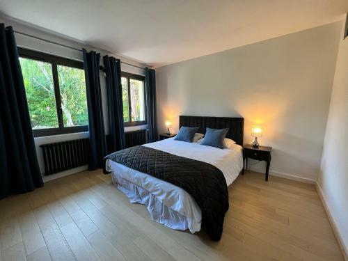 Magnifique Villa En Plein C?ur De Pont L?�v�que