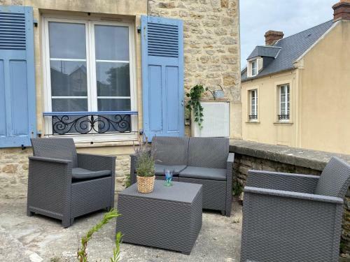 La Maison Bleue