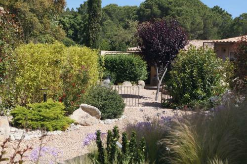 Hostal Room In Bb - Santa Giulia - Charming Bed And Breakfast With Breakfast Included 3