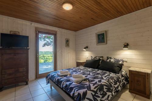 Villa Vila Avec, Piscine, Tennis.