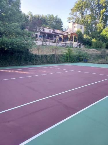 Villa Vila Avec, Piscine, Tennis.