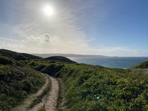 Bodriggy Barn Holiday Cottage Near St Ives