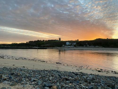 Bodriggy Barn Holiday Cottage Near St Ives