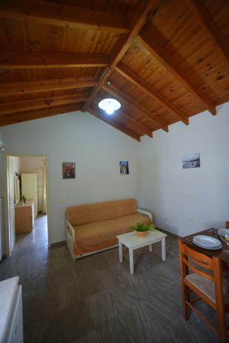 Grand Blue Villa Michaella 2