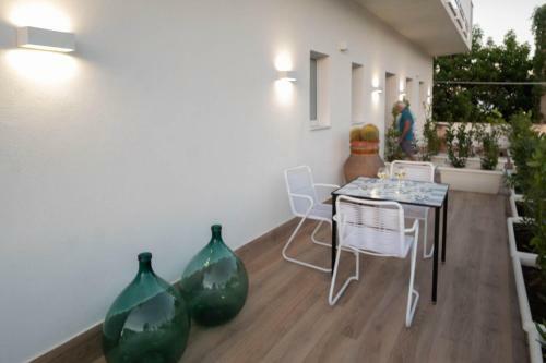 Hostal La Sirena Rooms