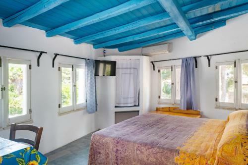 Casa Vacanze Capurre "trulli E Pajare A Due Passi Dal Pizzo"