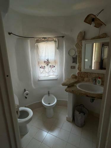 Casa Vacanze Capurre "trulli E Pajare A Due Passi Dal Pizzo"