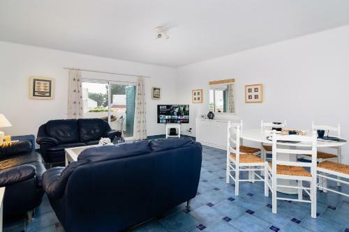 Blue Apartment In Prainha