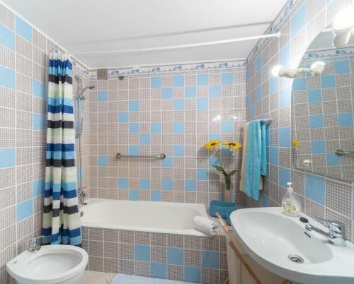Blue Apartments Lk