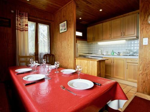 Chalet Chamrousse, 4 Pi�ces, 8 Personnes - Fr-1-340-232