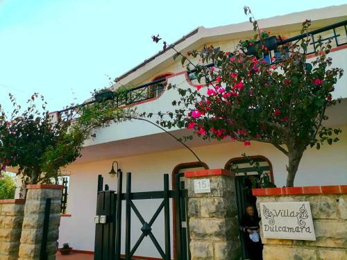 Apartamento Hibiscus House