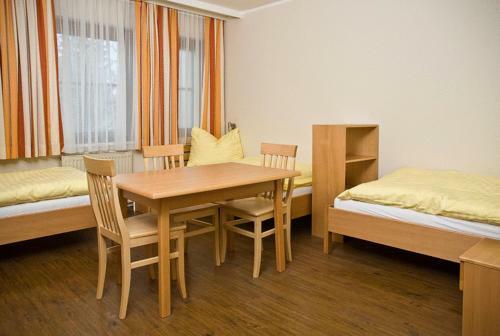 Hostal Hotel Zu Hause Auf Zeit