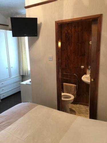 Hostal Bayona Guest House