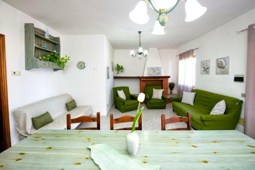 Molarotto Ichnos House