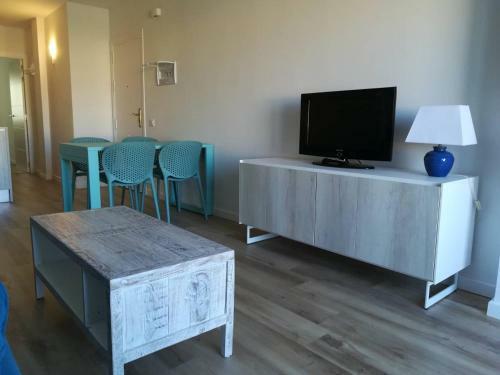 Apartamento Lances I. Terrace, Beach And Pool