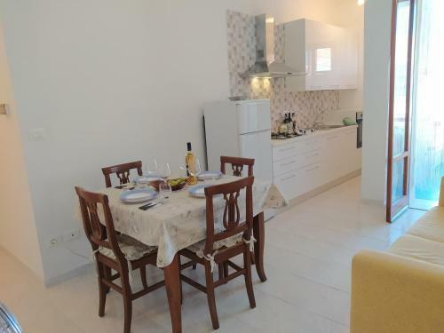 Apartamento Lorena _piccolo Appartamento A Due Passi Dal Mare