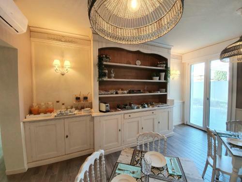Bed & Breakfast Romantic Home