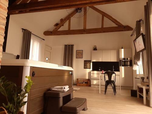 Eaudyss�e Maison Avec Spa Priv�e - Loiret