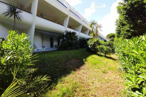 Apartamento Suberbe T2 Avec Piscine Et Jardin De 150m2