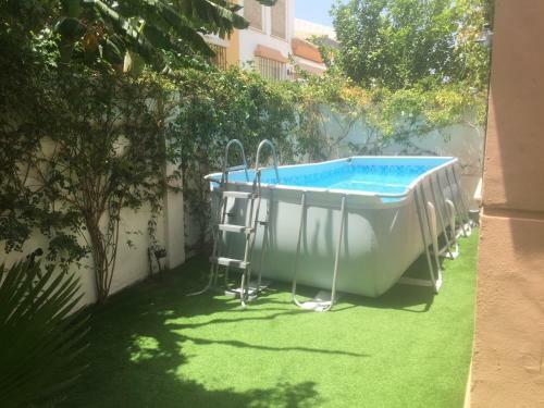 Casa 4 Habitaciones Con Jardin Y Piscina
