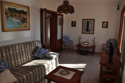 83 Ronda Del Mat�